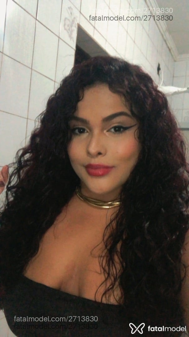 Acompanhante mulher ruiva (o) de olhos pretos em Marília Acompanhante mulher ruiva (o) de olhos pretos em Marília - Sophi