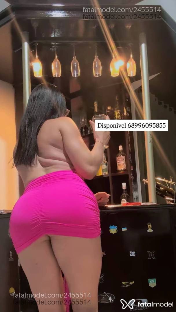 Acompanhante mulher trans morena (o) de olhos castanhos - Priscylla Bracho