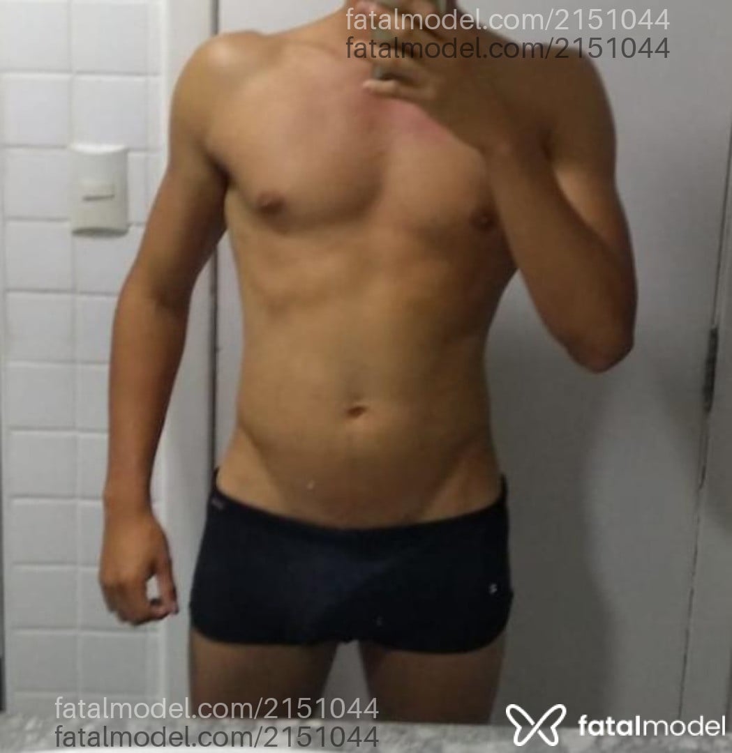 Acompanhante homem com cabelo castanho de olhos castanhos em São Paulo - Rangel Salazar