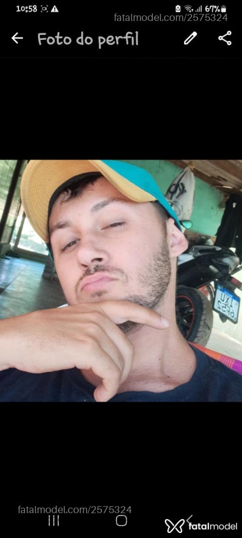 Acompanhante homem com cabelo castanho de olhos castanhos em Porto Alegre - Lukas