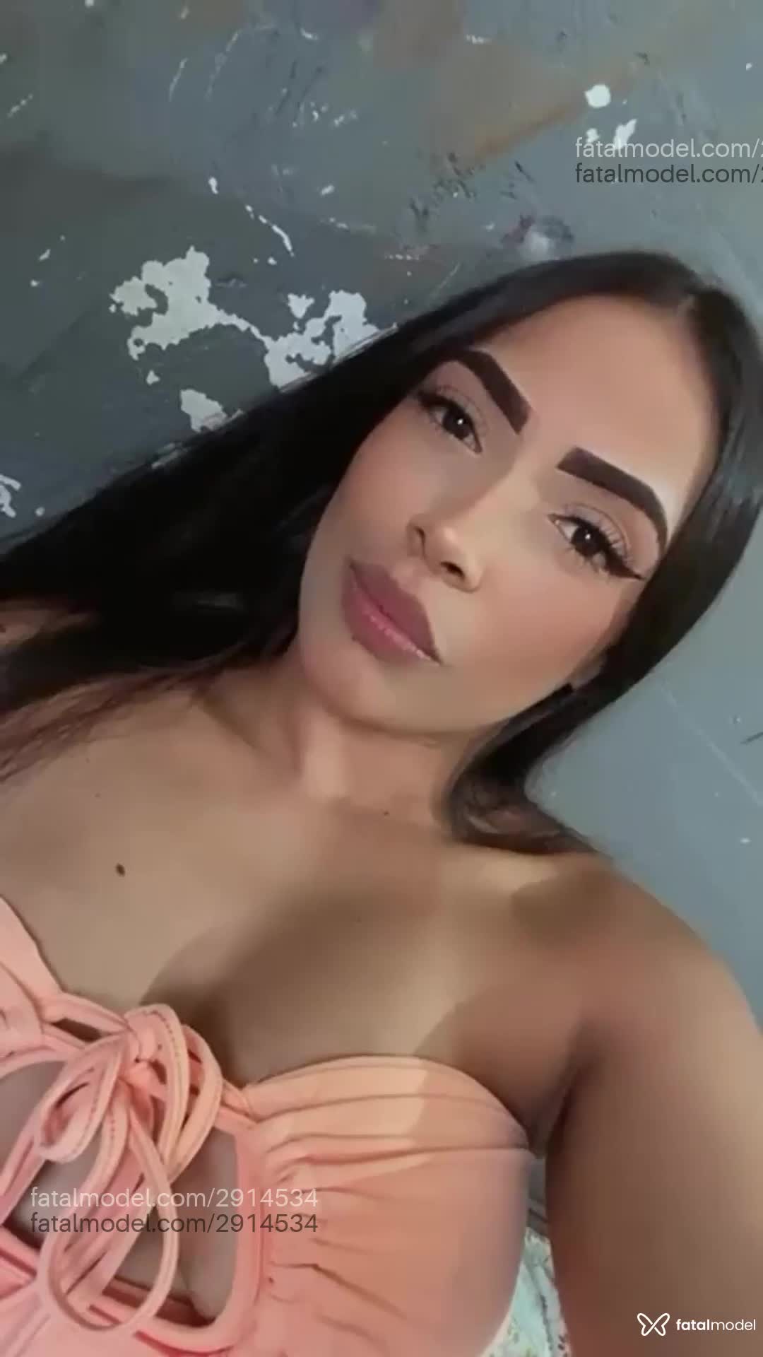 Acompanhante mulher com cabelo castanho de olhos castanhos em Ribeirão Preto Acompanhante mulher com cabelo castanho de olhos castanhos em Ribeirão Preto - Karen Santos