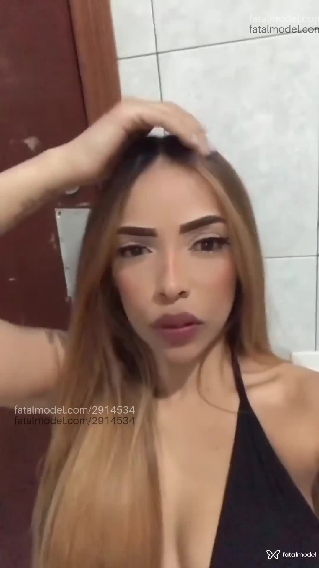 Acompanhante mulher com cabelo castanho de olhos castanhos em Ribeirão Preto Acompanhante mulher com cabelo castanho de olhos castanhos em Ribeirão Preto - Karen Santos