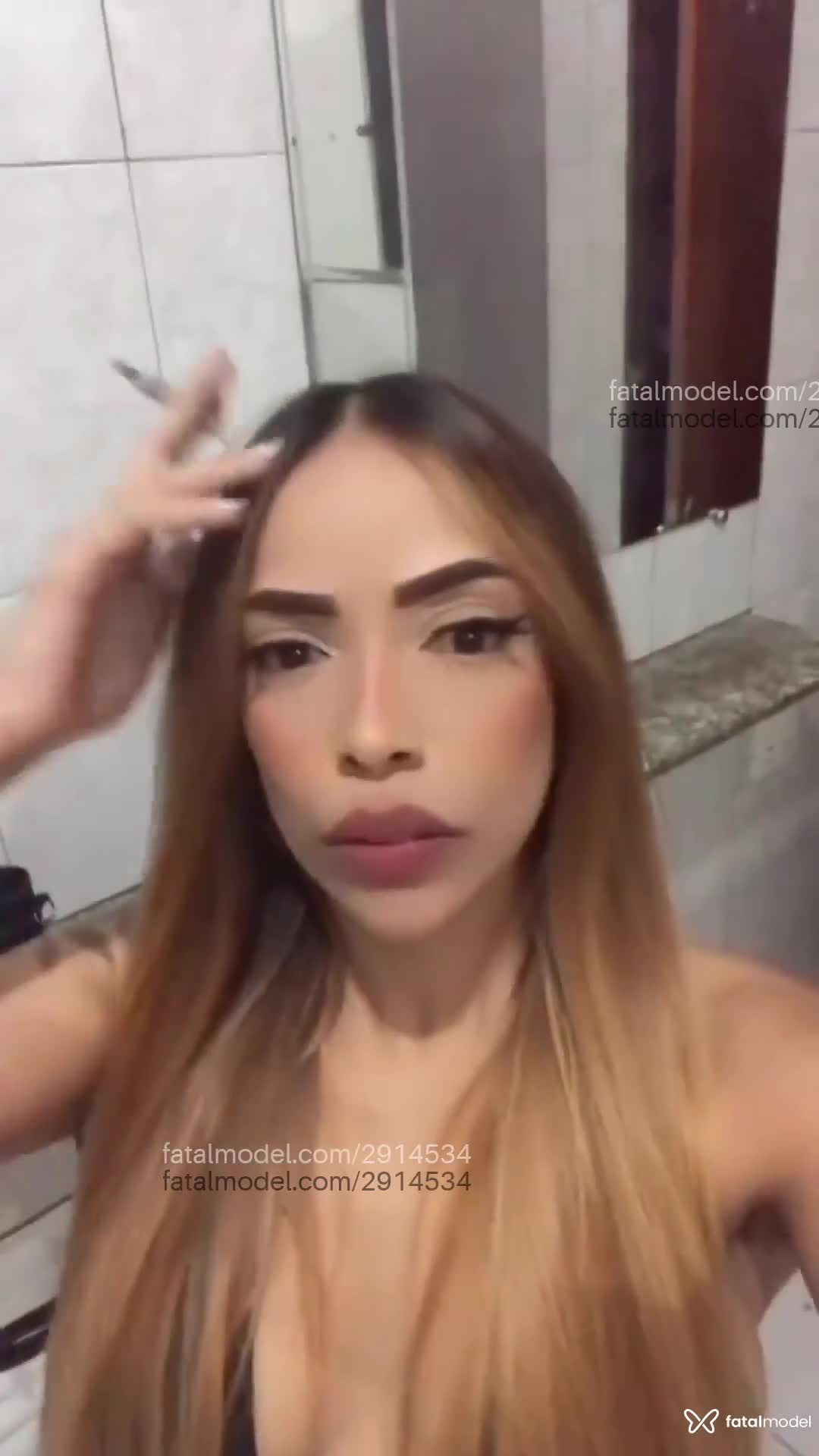 Acompanhante mulher com cabelo castanho de olhos castanhos em Ribeirão Preto Acompanhante mulher com cabelo castanho de olhos castanhos em Ribeirão Preto - Karen Santos