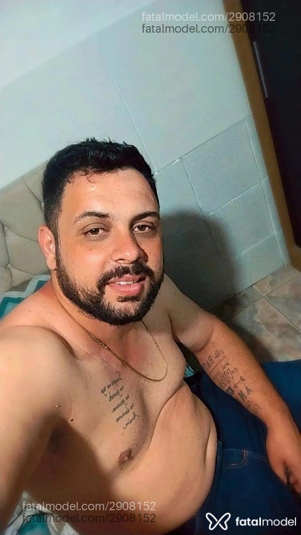 Acompanhante homem morena (o) de olhos castanhos em São Paulo Acompanhante homem morena (o) de olhos castanhos em São Paulo - Mineirinho