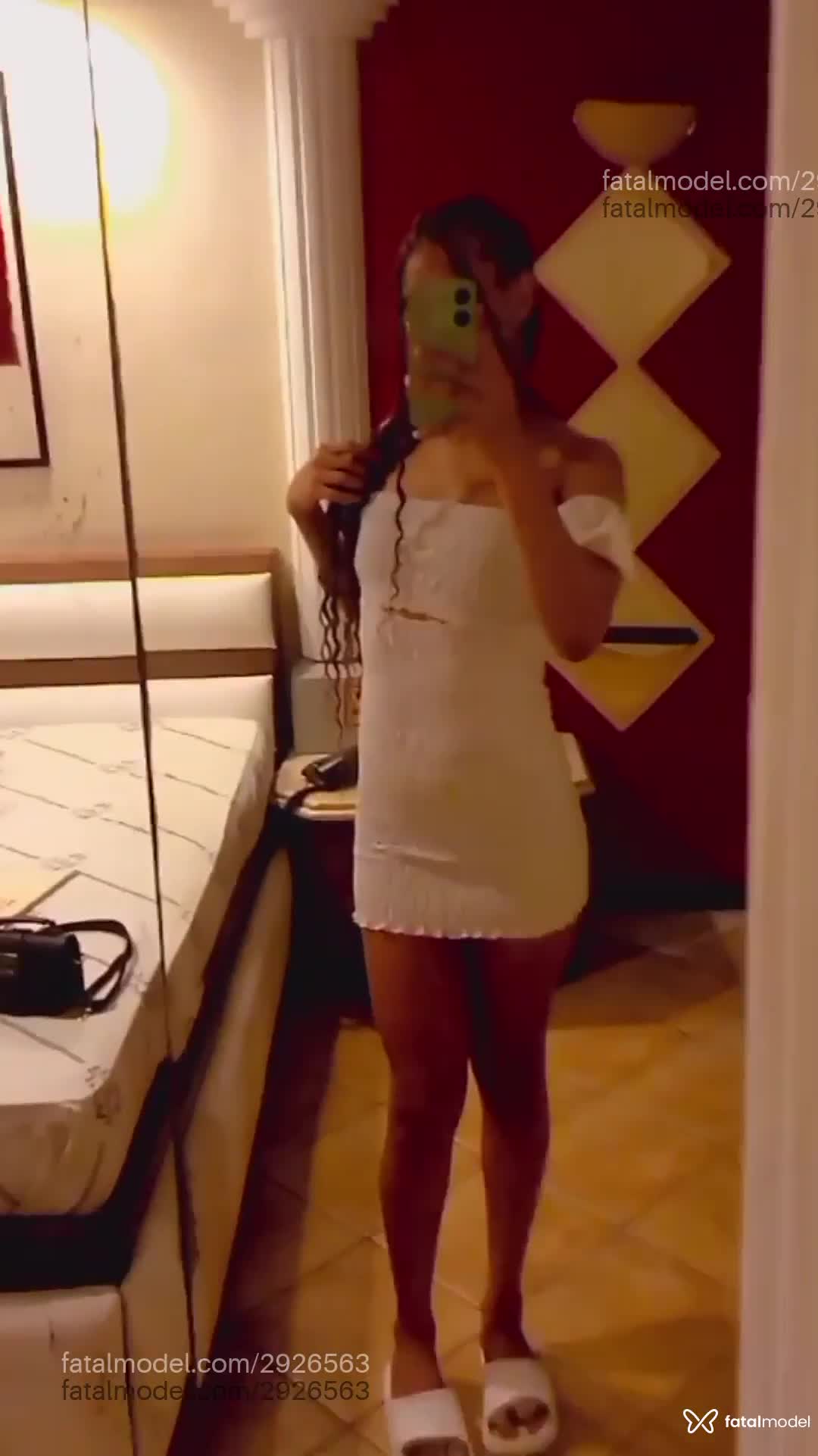 Acompanhante mulher trans com cabelo castanho de olhos mel em Guaíra Acompanhante mulher trans com cabelo castanho de olhos mel em Guaíra - Helloa