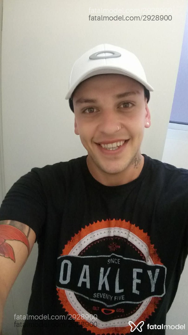 Acompanhante homem loira (o) de olhos verdes em São Paulo - Tigrao