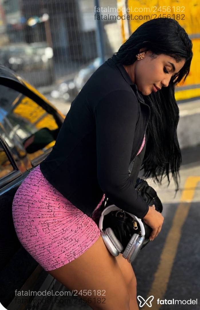 Acompanhante mulher morena (o) de olhos castanhos em Petrópolis - Melissa Buarque