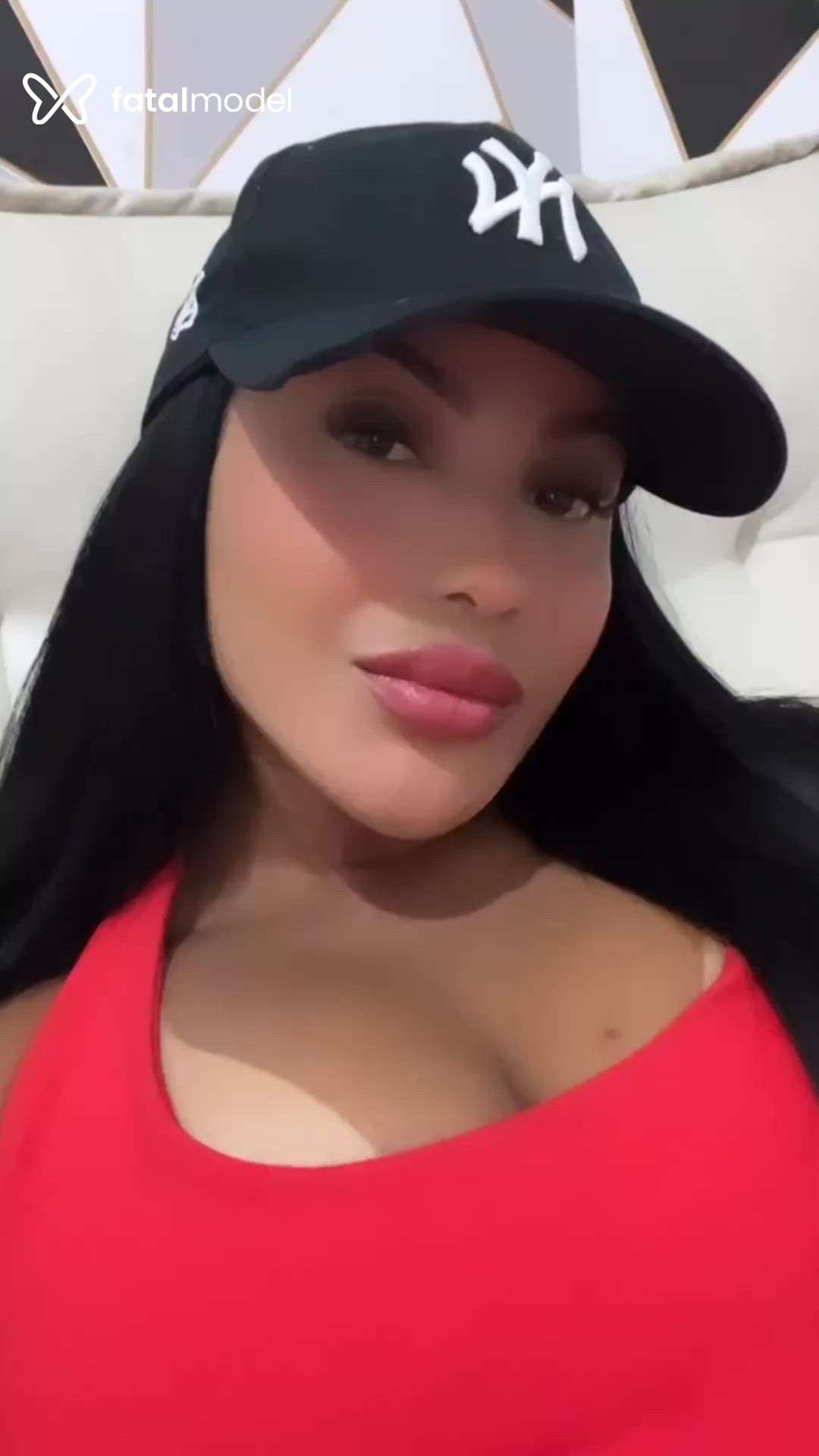 Acompanhante mulher morena (o) de olhos castanhos em Petrópolis Acompanhante mulher morena (o) de olhos castanhos em Petrópolis - Melissa Buarque
