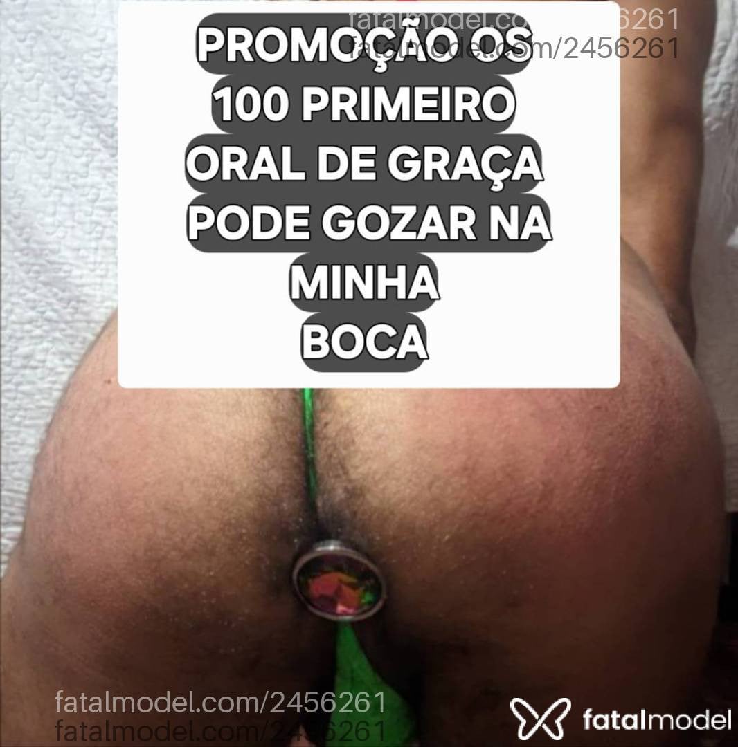 Acompanhante homem com cabelo grisalho de olhos pretos - Fabiana