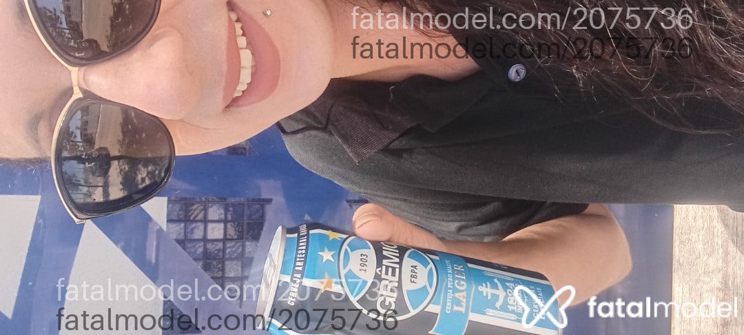Acompanhante homem trans com cabelo castanho de olhos pretos em Santiago Acompanhante homem trans com cabelo castanho de olhos pretos em Santiago - Monica