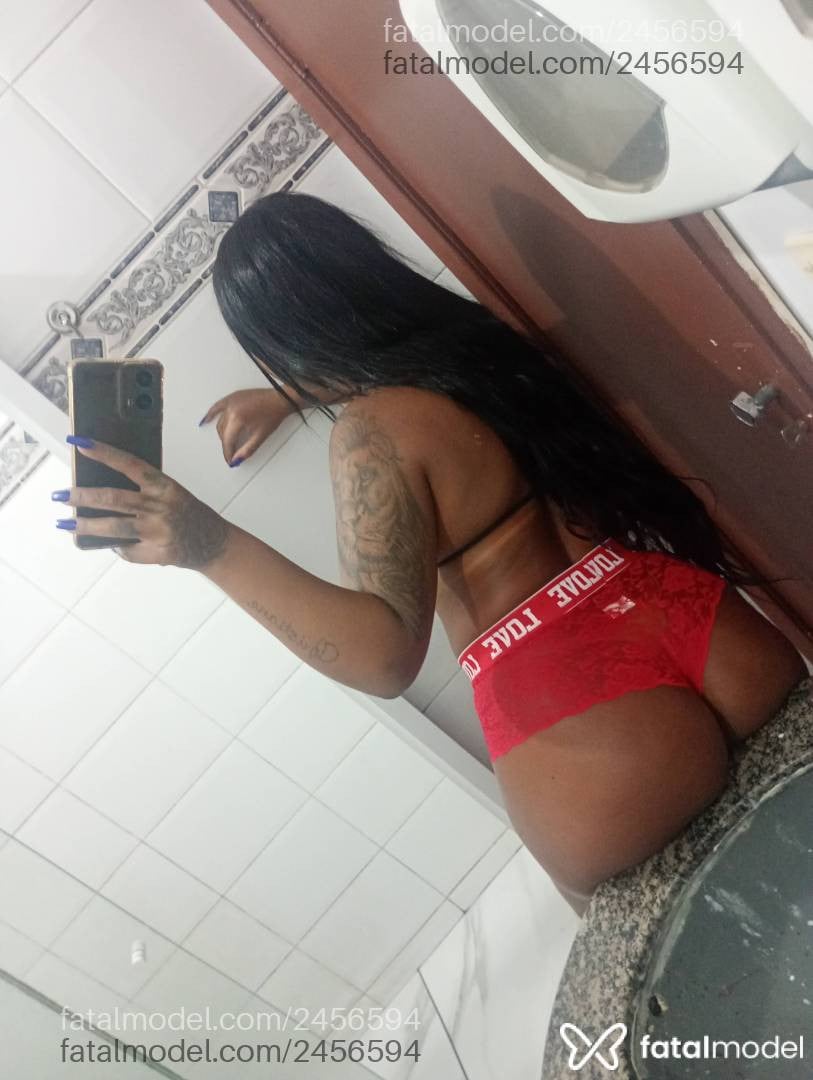 Acompanhante mulher morena (o) de olhos mel em Macaé - Moana