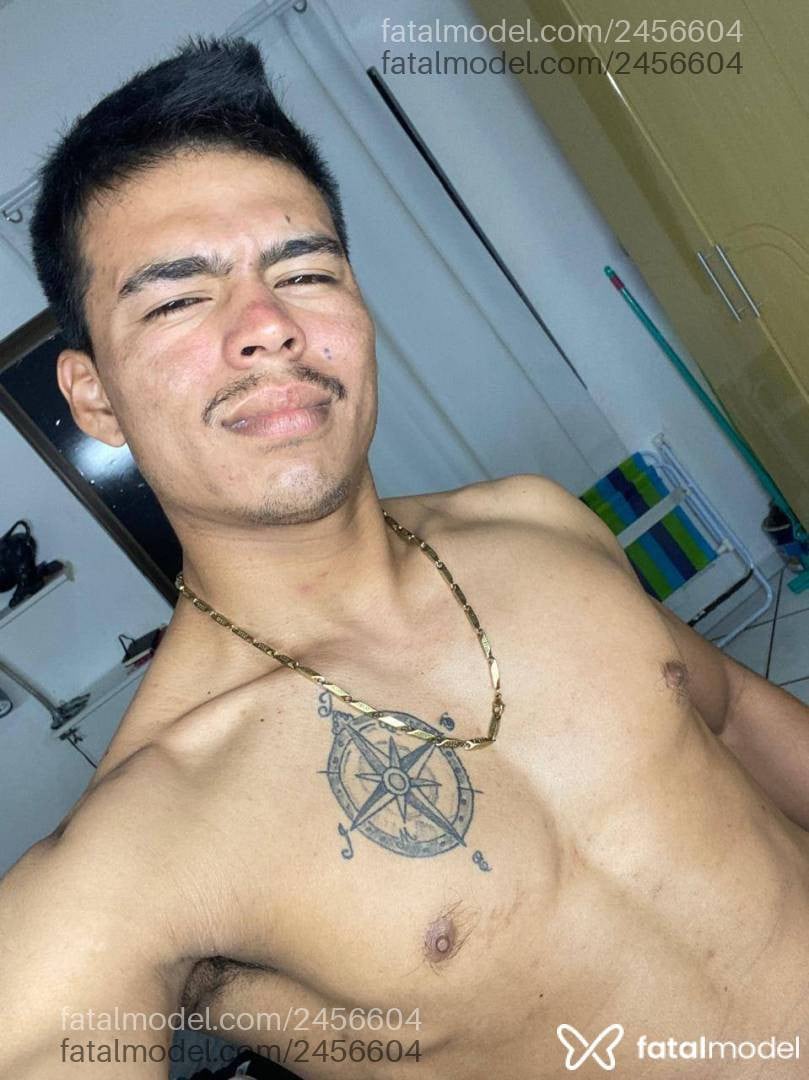 Acompanhante homem morena (o) de olhos pretos - Morocho Argentino