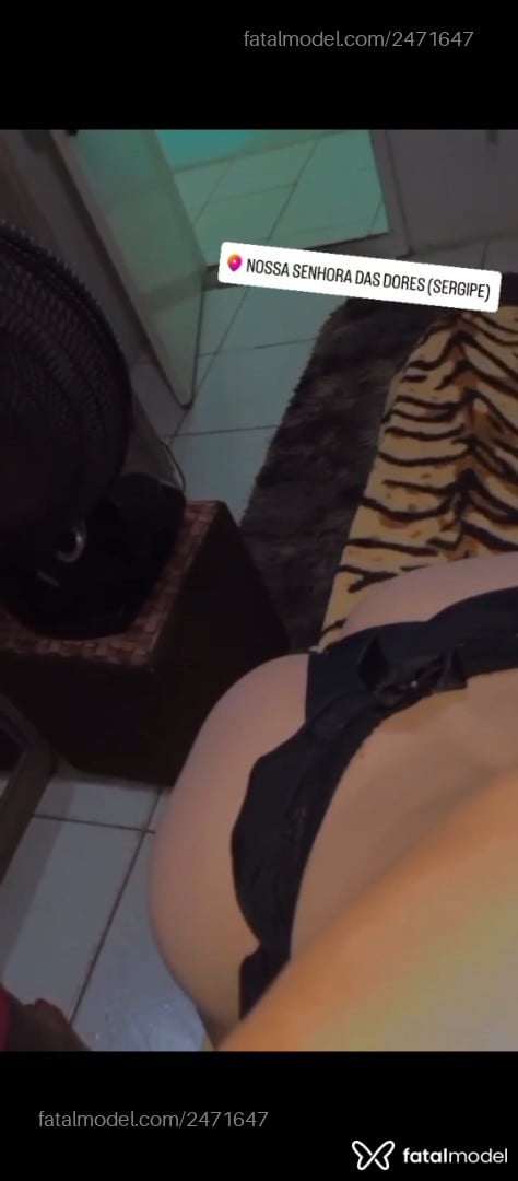 Acompanhante mulher trans com cabelo castanho de olhos verdes em Virtual - Luanny Moura
