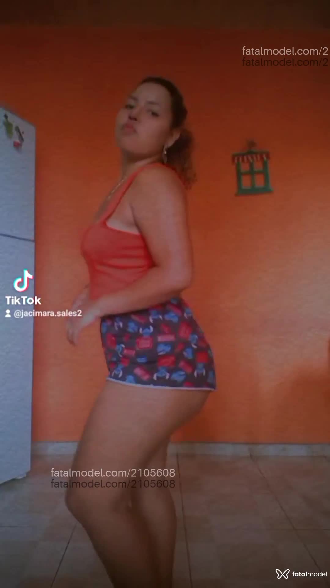 Acompanhante mulher ruiva (o) de olhos castanhos em Belém - Cristal