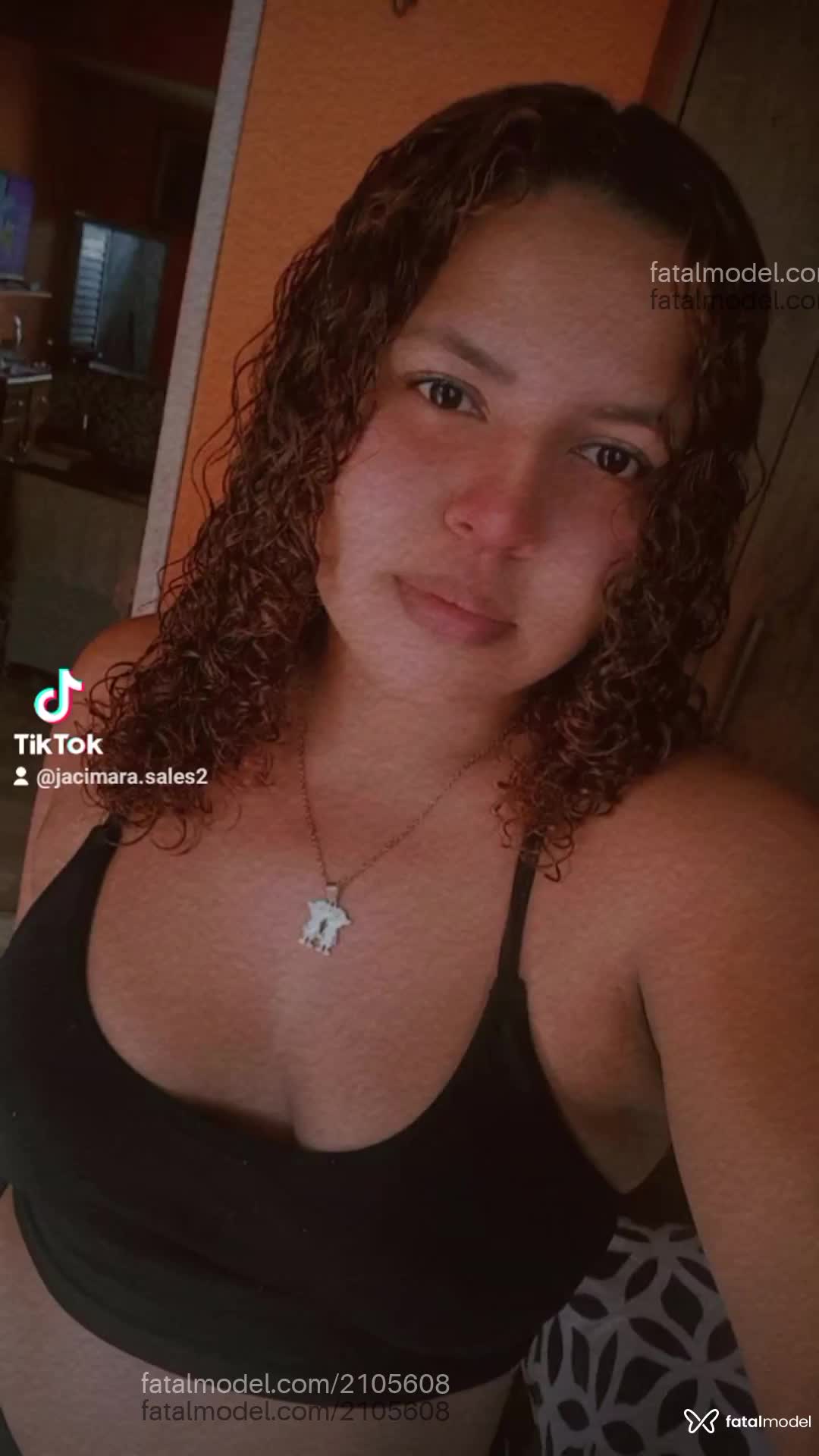 Acompanhante mulher ruiva (o) de olhos castanhos em Belém - Cristal