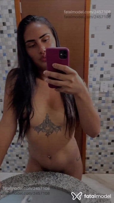 Acompanhante mulher trans morena (o) de olhos pretos em Inocência - Hevellyn