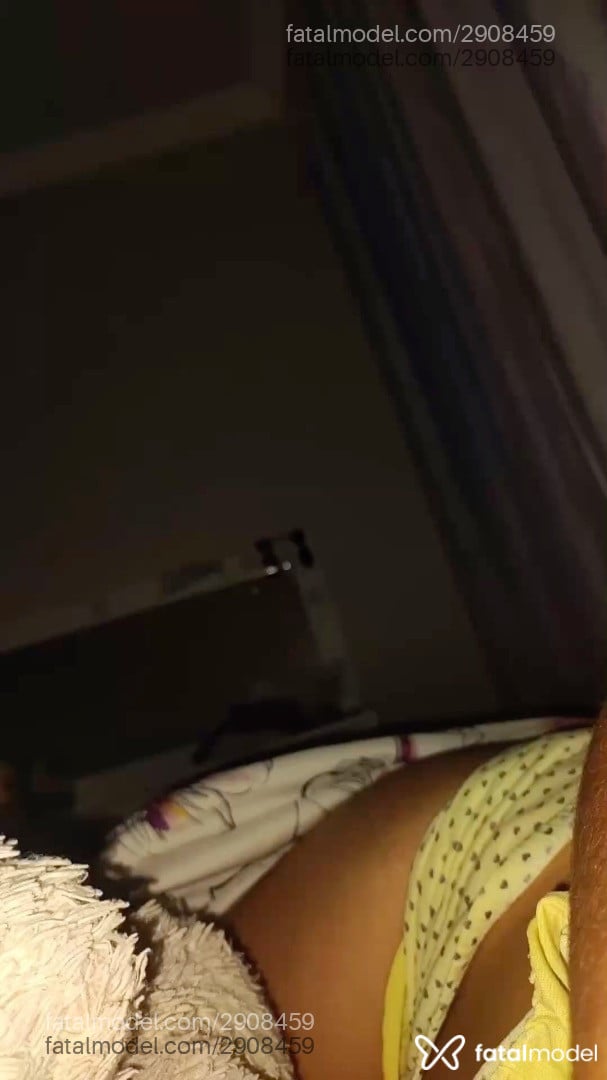Acompanhante mulher morena (o) de olhos pretos em Rio de Janeiro - Larissa