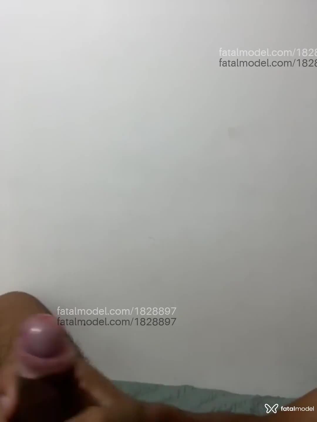 Acompanhante homem morena (o) de olhos pretos em Aparecida de Goiânia - Matheus