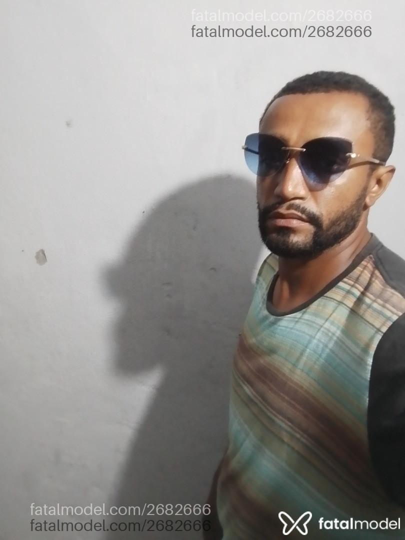 Acompanhante homem morena (o) de olhos pretos em Ilhéus Acompanhante homem morena (o) de olhos pretos em Ilhéus - Lyerro
