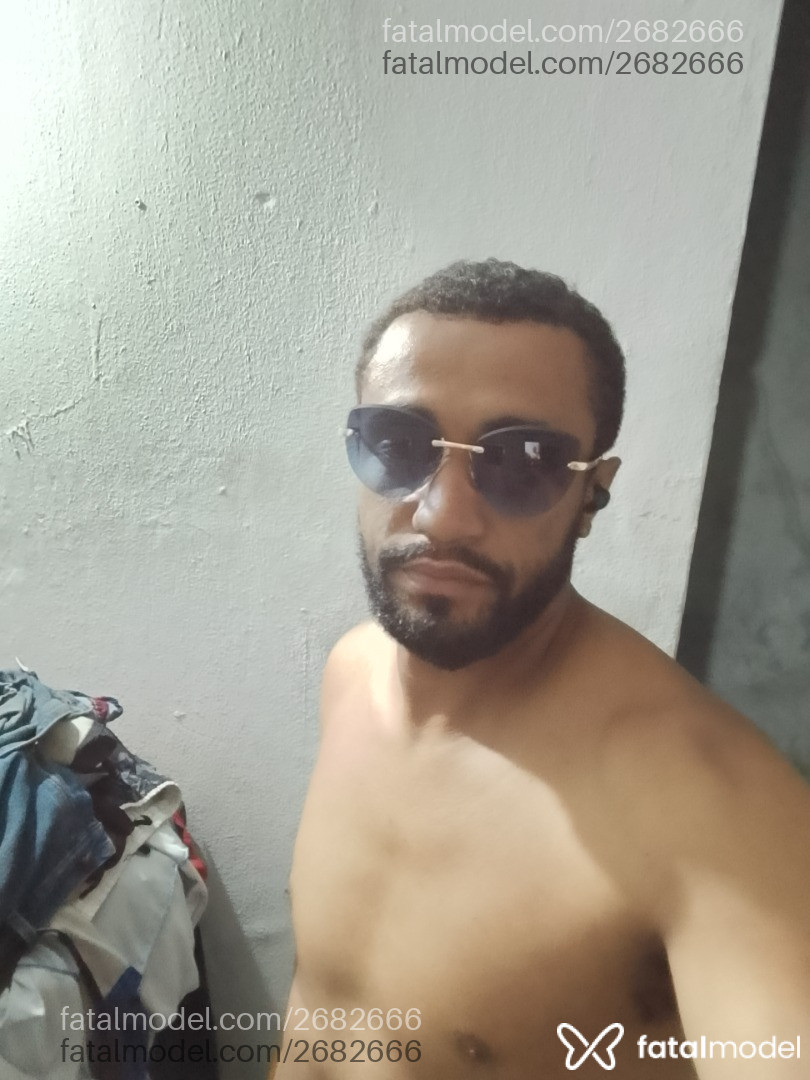 Acompanhante homem morena (o) de olhos pretos em Ilhéus Acompanhante homem morena (o) de olhos pretos em Ilhéus - Lyerro