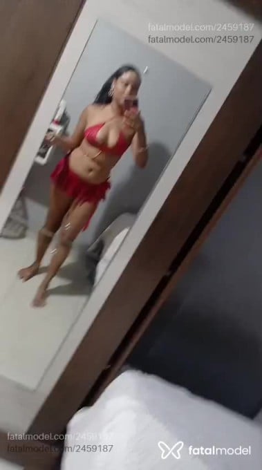 Acompanhante mulher morena (o) de olhos pretos em Feira de Santana - Laura Melo