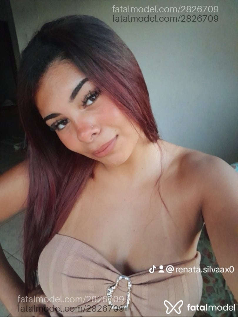 Acompanhante mulher morena (o) de olhos castanhos - Renata