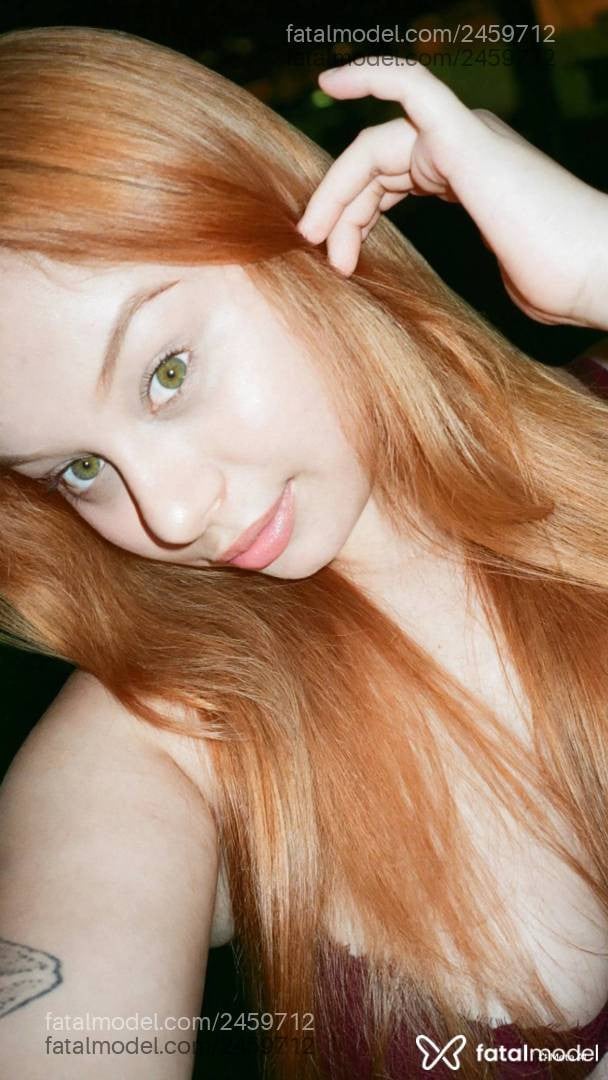Acompanhante mulher loira (o) de olhos verdes - Sabrina