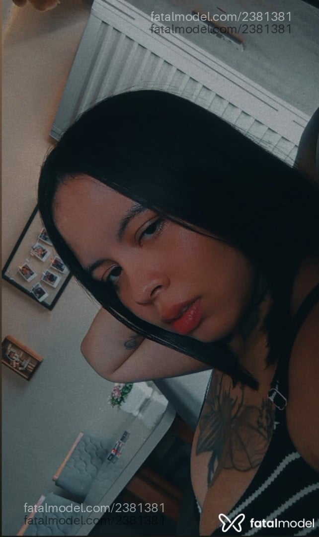Acompanhante mulher morena (o) de olhos pretos em Brasília - Aninha Bella
