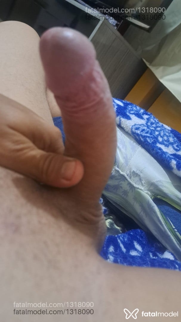 Acompanhante homem morena (o) de olhos castanhos em Virtual - Carinhos
