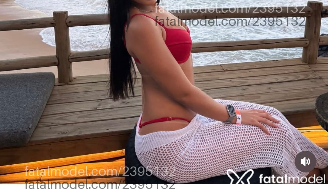 Acompanhante mulher loira (o) de olhos mel - Bianca Acompanhante mulher loira (o) de olhos mel - Bianca
