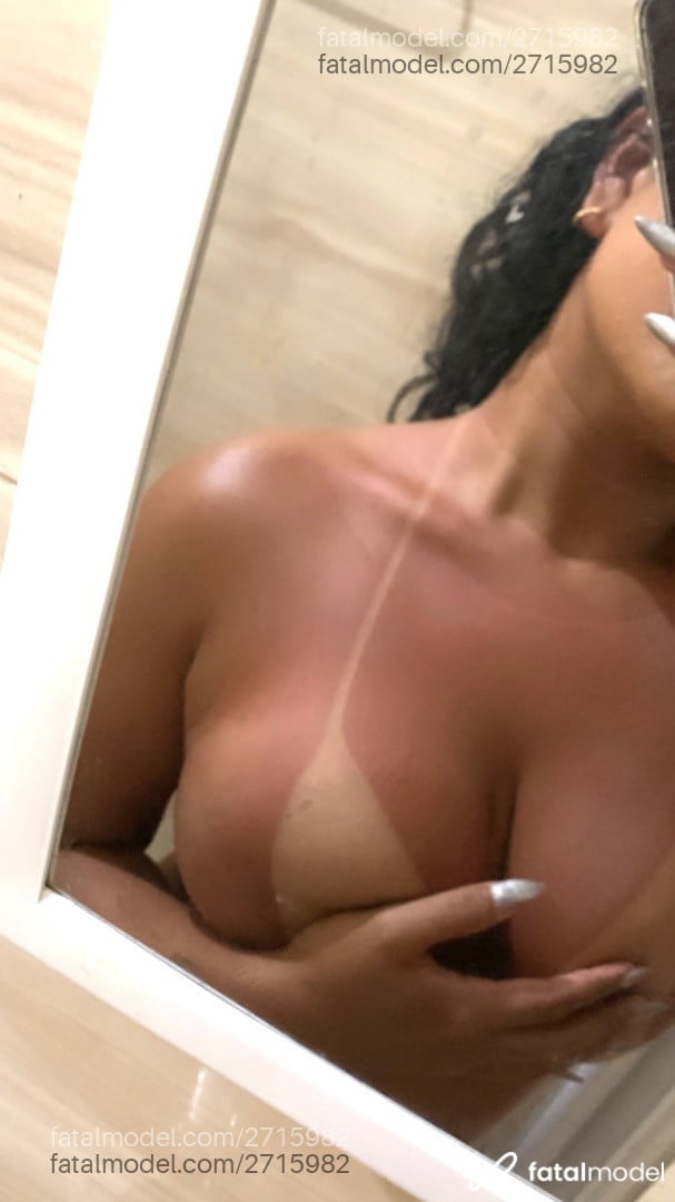 Acompanhante mulher morena (o) de olhos castanhos em Manaus - Amanda