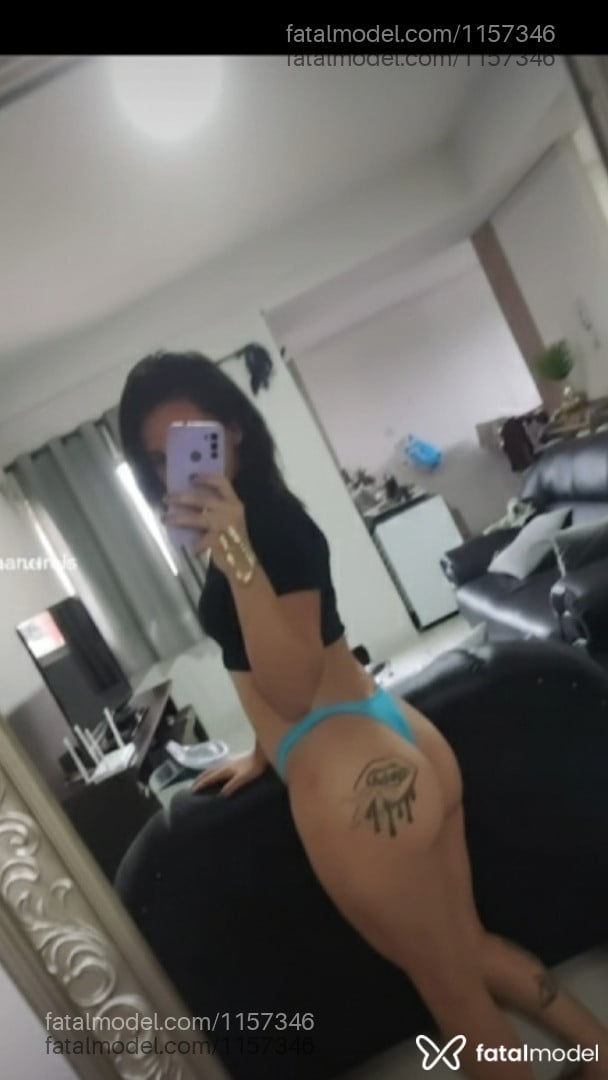 Acompanhante mulher trans morena (o) de olhos verdes em Araxá - Angel
