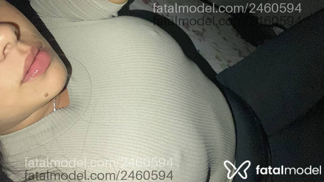 Acompanhante mulher com cabelo castanho de olhos castanhos em Virtual - Beatriz