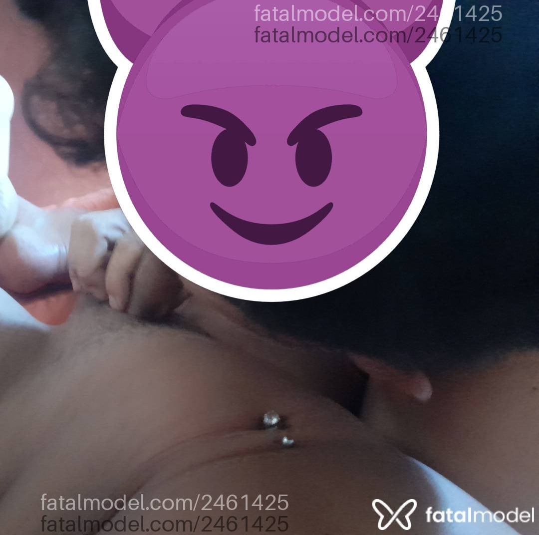 Acompanhante travesti morena (o) de olhos mel - Rafaela Silha