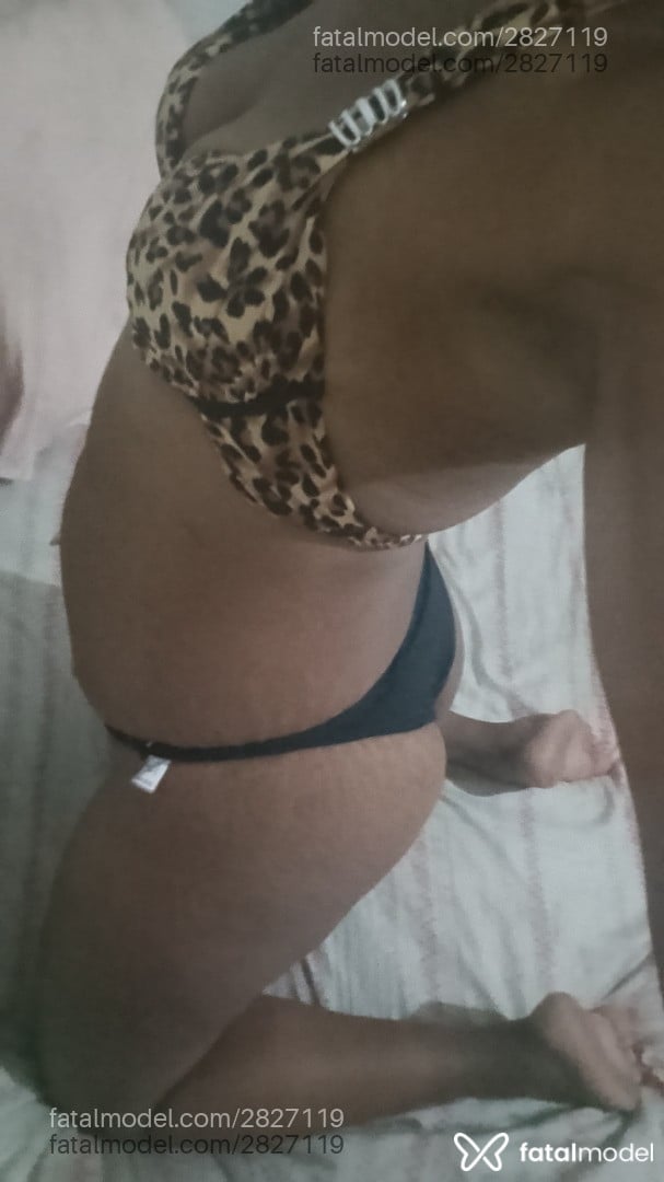 Acompanhante mulher morena (o) de olhos castanhos em Ubá Acompanhante mulher morena (o) de olhos castanhos em Ubá - Mariana