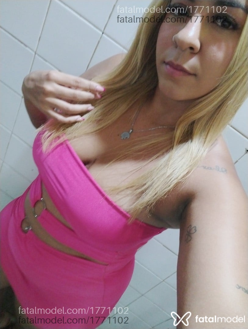 Acompanhante mulher loira (o) de olhos castanhos em Campinas - Lua