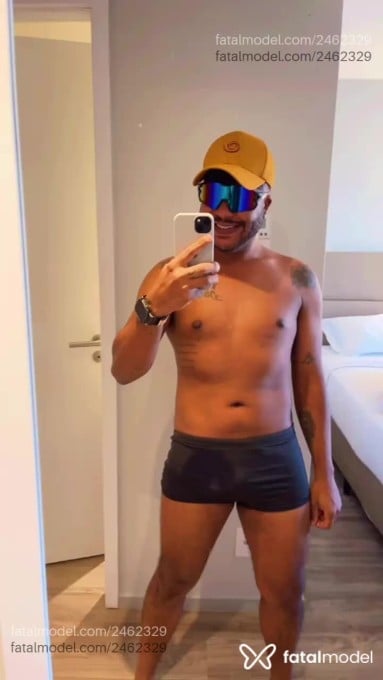 Acompanhante homem morena (o) de olhos castanhos em Goiânia - Igor Martins