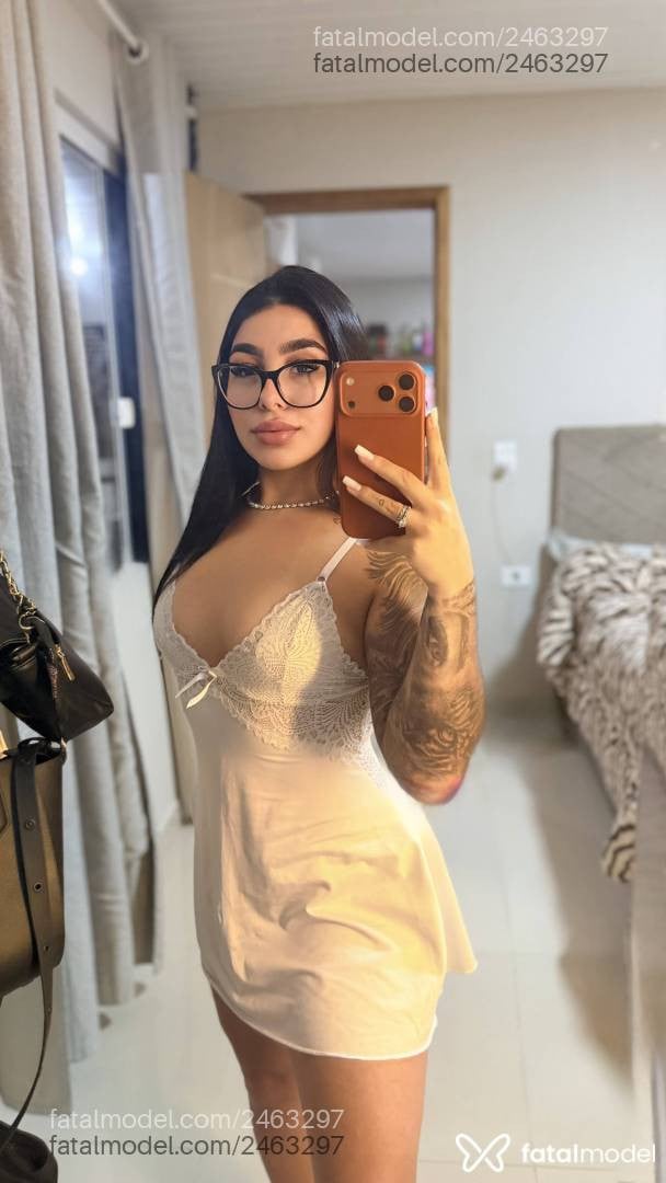 Acompanhante mulher morena (o) de olhos castanhos - Mell Pires