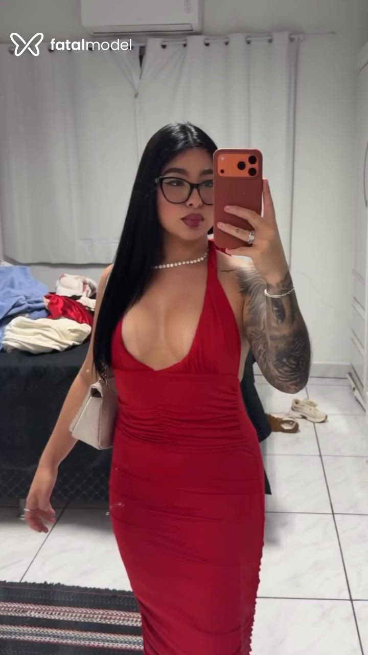 Acompanhante mulher morena (o) de olhos castanhos - Mell Pires