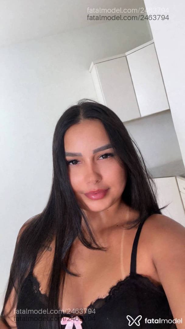 Acompanhante mulher morena (o) de olhos pretos - Letícia Santos