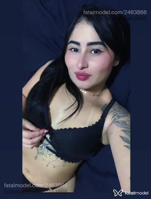 Acompanhante mulher morena (o) de olhos pretos - Ray Souza Acompanhante mulher morena (o) de olhos pretos - Ray Souza