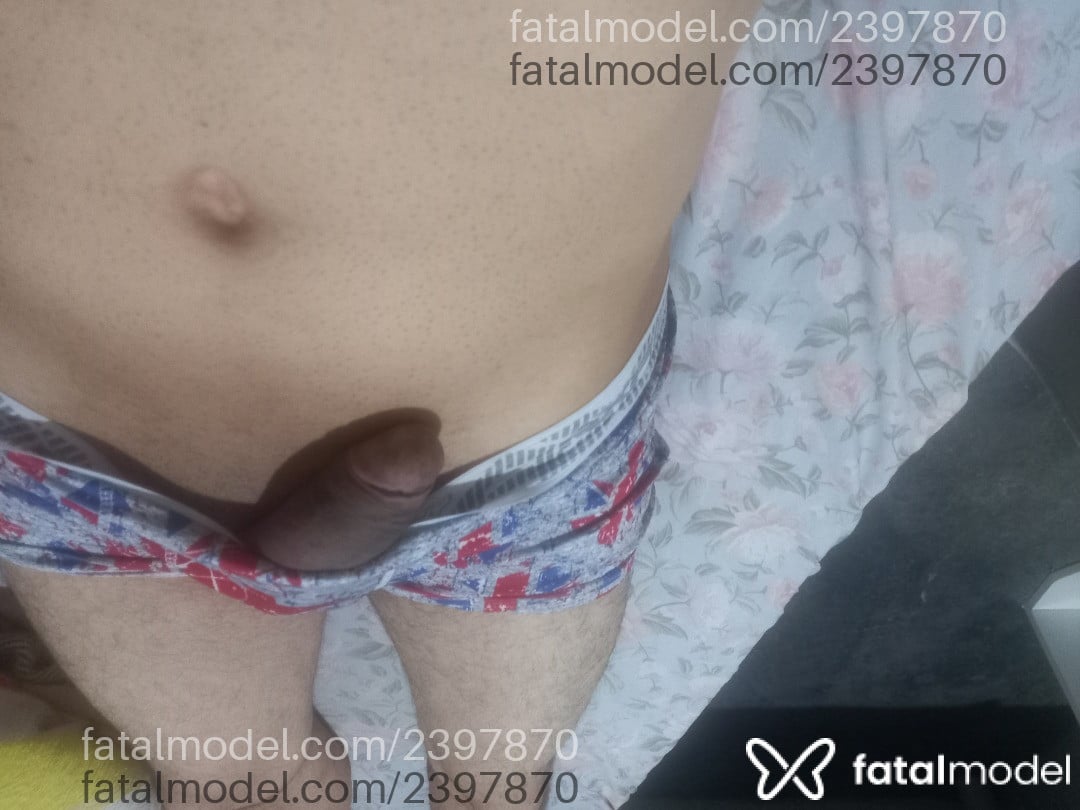 Acompanhante homem morena (o) de olhos pretos em Atibaia - SuperFetichii