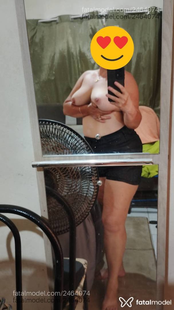 Acompanhante mulher loira (o) de olhos mel - Nethiane