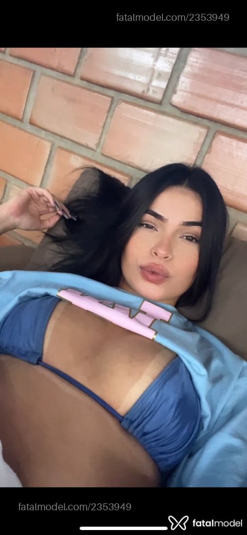 Acompanhante mulher morena (o) de olhos castanhos em João Pessoa - Agatha