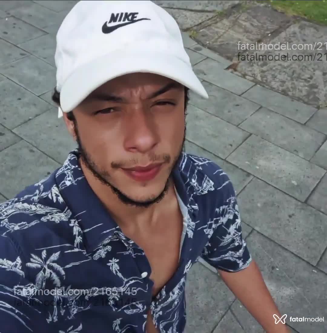 Acompanhante homem trans com cabelo castanho de olhos castanhos em Rio de Janeiro - Bragi