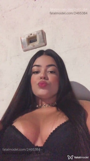 Acompanhante mulher morena (o) de olhos pretos em Camaçari Acompanhante mulher morena (o) de olhos pretos em Camaçari - Nynna Garcia