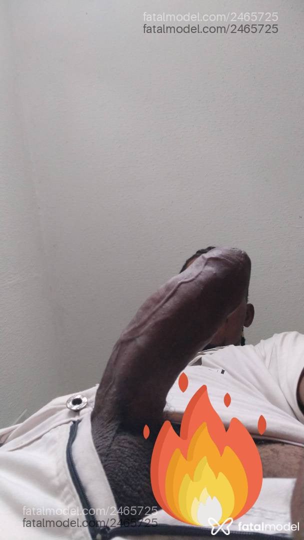 Acompanhante homem morena (o) de olhos castanhos - Morenho