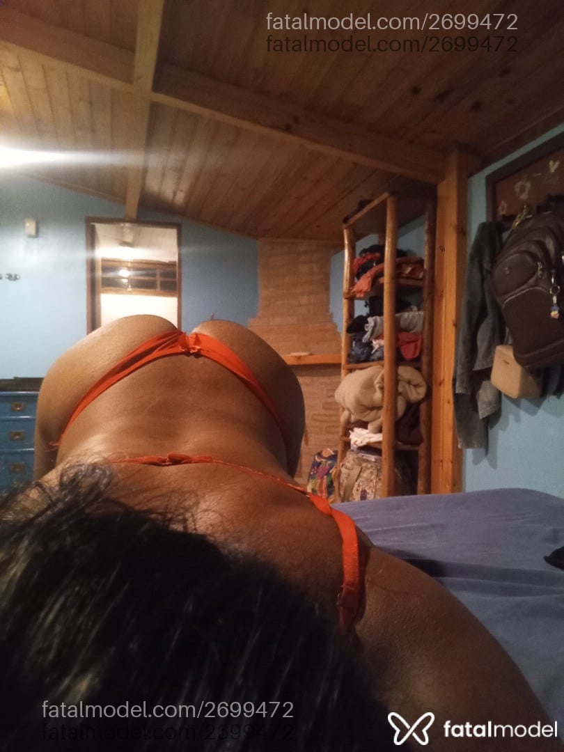 Acompanhante mulher trans morena (o) de olhos castanhos em Bocaina de Minas - Yasminn Oliveira