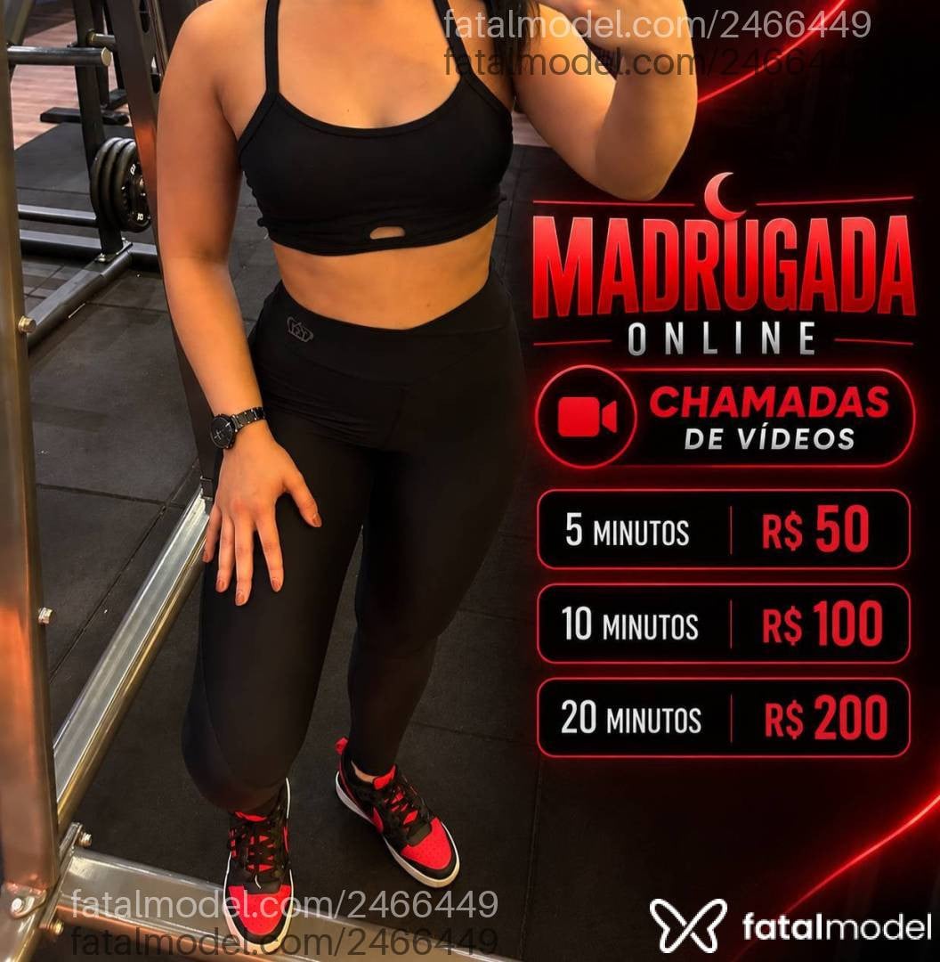 Acompanhante mulher morena (o) de olhos pretos - Nicoli Naomi