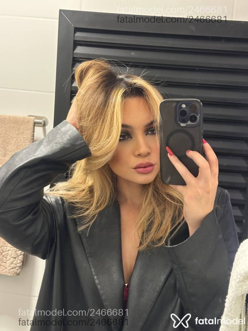 Acompanhante mulher loira (o) de olhos azuis em Uberlândia - Sofia Brandão